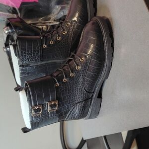 Shoe Dazzle Women's Vibrant Pink Footwear